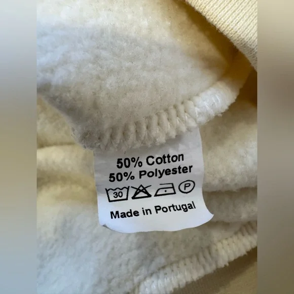 Paris Ile De France from Paris Tour D’or Butter Yellow Sweatshirt - Picture 6 of 7